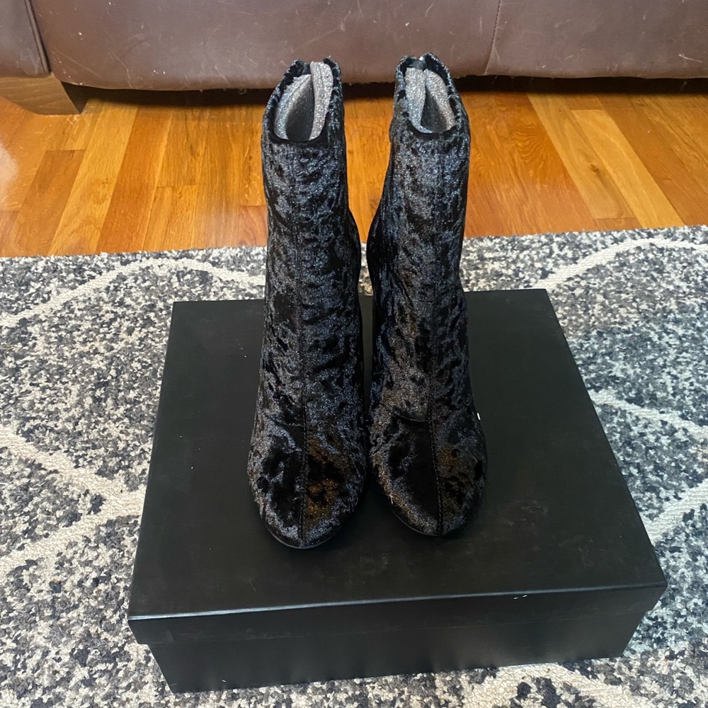 French Connection Suede Boots sz.6.5